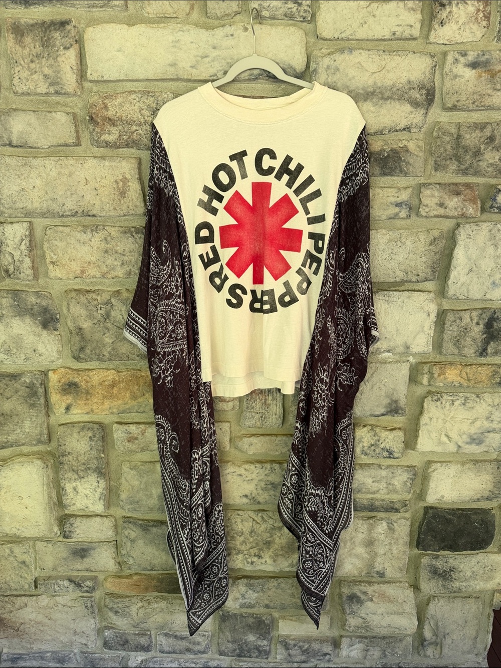 CHILI PEPPERS BANDCHO